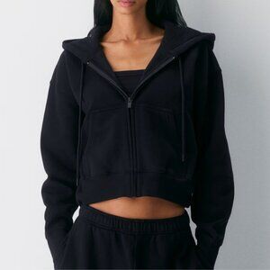TNA (Aritzia) Cropped Boyfriend-Fit Zip Hoodie